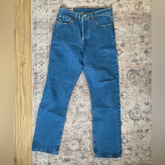 Women’s Levi’s 501 cropped sz 28 - Picture 3 of 6